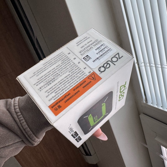 Zoleo Global Satellite communicator - Picture 2 of 7